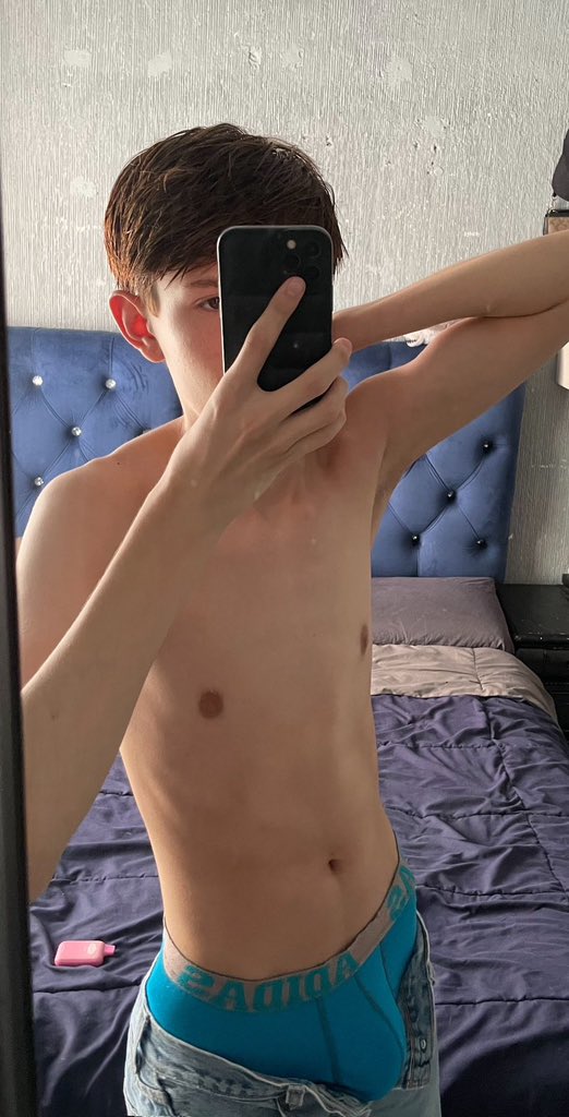 Chinapvy's tweet photo. Hurry up Dm for 🥵 exclusive bait files mega link all at discount rates 💦

DM: https://t.co/EpLkgt7WfX https://t.co/rwSqffV0O4