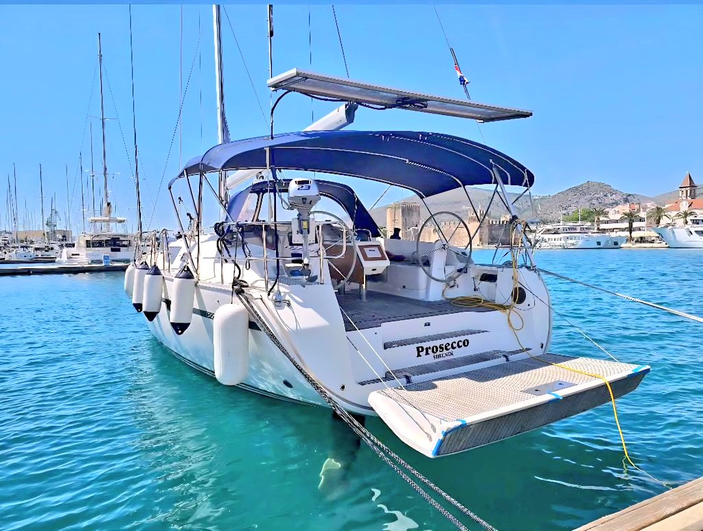 TraceJShaw's tweet photo. Spotted my yacht 😎

Trogir 🩵 https://t.co/IaqIceHEta