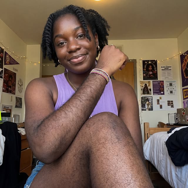 Emmanuelson670's tweet photo. One fact about ladies with hairs 😍

Drop your fact 👇 https://t.co/cxqew7JZrB