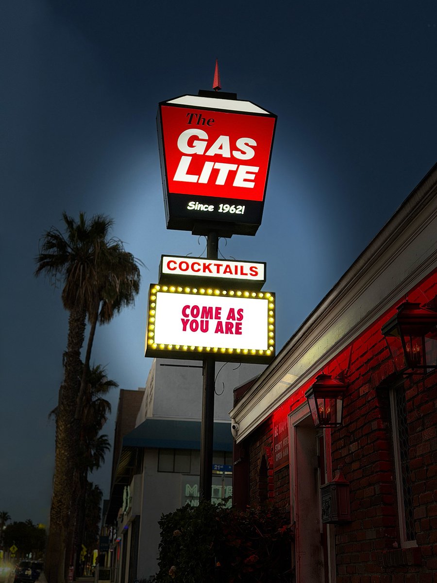 TheGasLite's tweet photo. 🎤 Karaoke Nightly at The GasLite

Whether you're singing, cheering for your team, or enjoying a drink with friends, you have a home here.

✨ Come as you are.

#TheGasLite #SantaMonica #Karaoke #ComeAsYouAre https://t.co/rhjURaFEqh