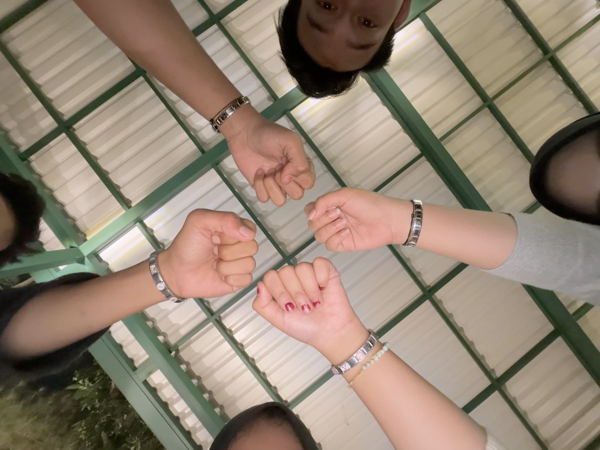 chikkiput's tweet photo. AHAHAHAHAA LUCUK 🥹💝🫶🏻🤜🏻😻‼️ https://t.co/crn4uTnyow