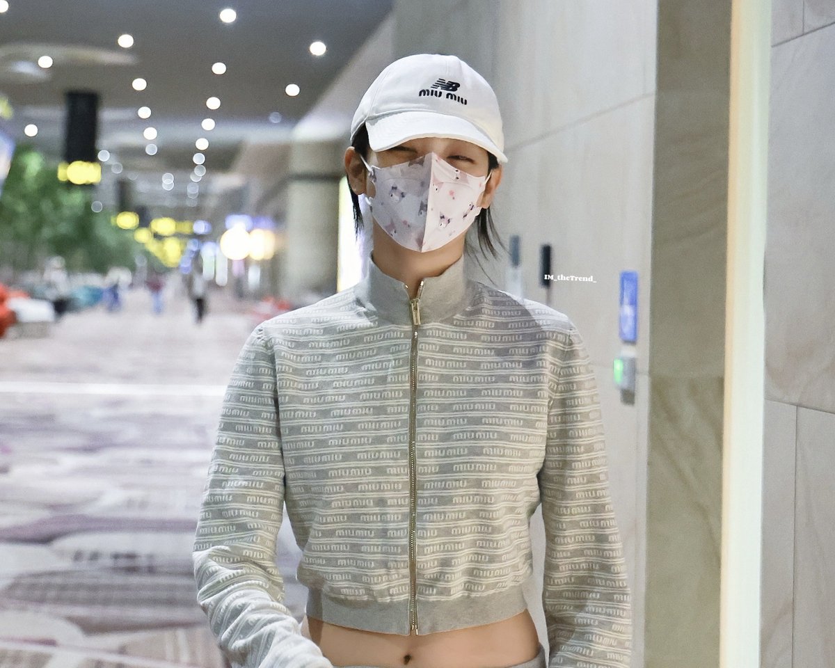 IM_theTrend_'s tweet photo. 20260614 SIN ✈️ ICN
Byebye👋🏻Have a good rest

#아이들 #idle #MINNIE #민니 #มินนี่ #ミンニ https://t.co/XD1WWjfIsW