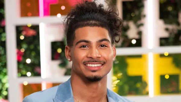 ConsExpos's tweet photo. #loveisland #sincere #nfl #chasebrown #sydneybrown #lookalike #loveislandusa https://t.co/MtppFLA6G1