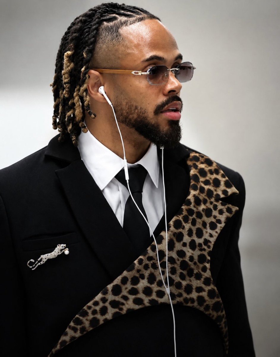GalactaMag's tweet photo. A fitting arrival for the Leopards.DR Congo's squad touched down in leopard-print suits inspired by their famous nickname. 🐆🇨🇩 https://t.co/2qdjt0bUW7