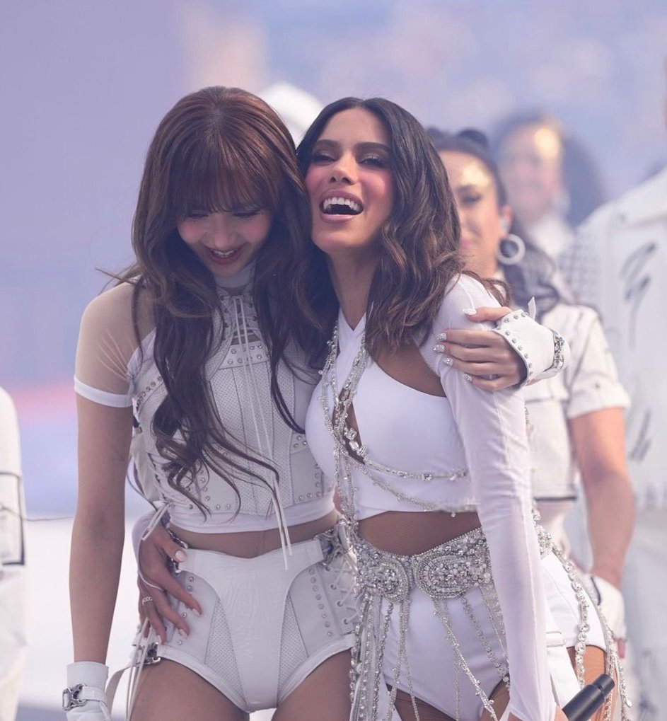 headlines_blog's tweet photo. LISA and Anitta stun in new photos during their performance at the 2026 FIFA World Cup Opening ceremony. https://t.co/s3AbRxUJv2