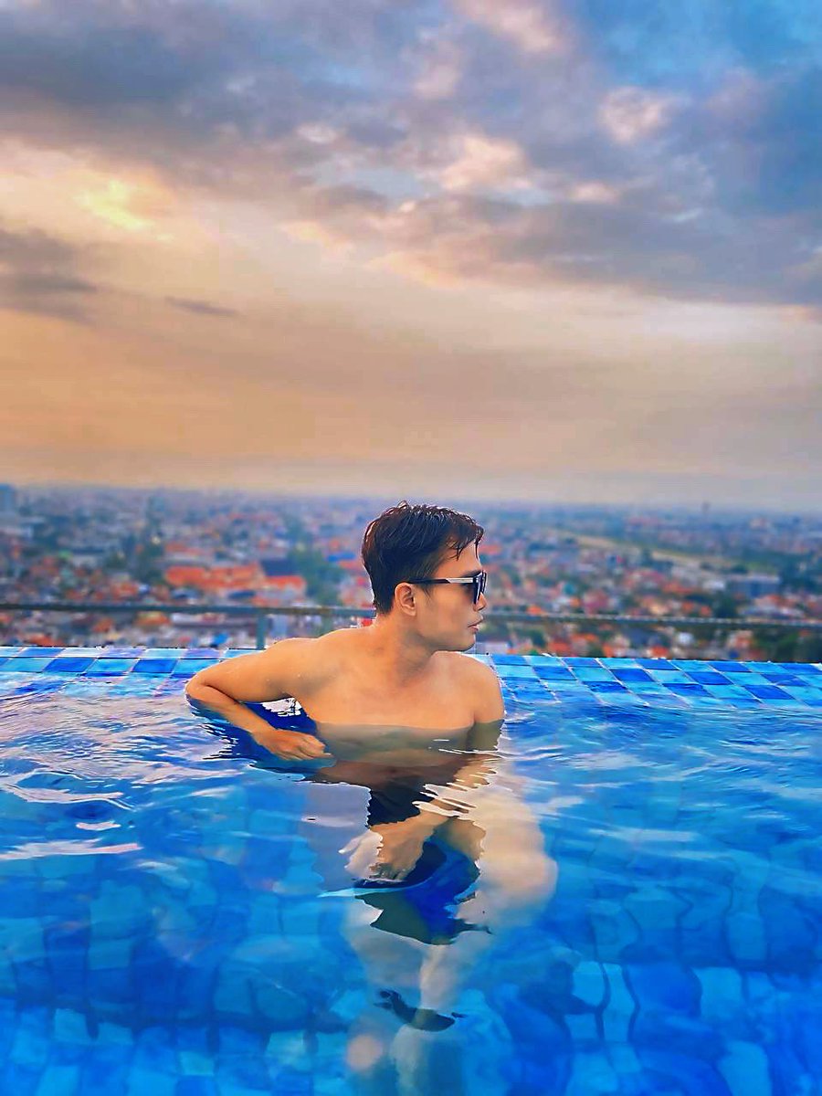 Nafrifd's tweet photo. Pengen renang lagi
#semarang https://t.co/24kCyAiOxx