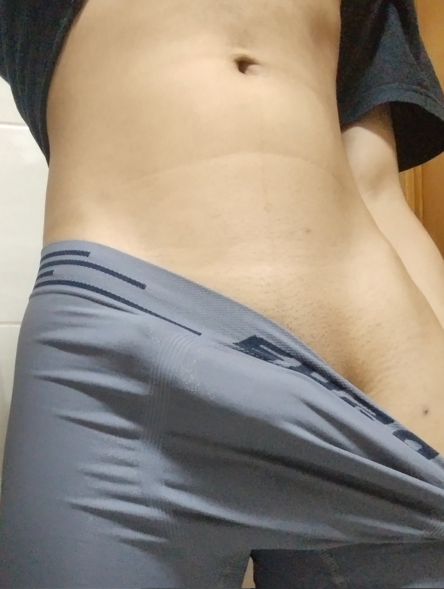 IcroBlue's tweet photo. Alguma guria de Porto Alegre e região interessada em tirar a virgindade de um novinho pauzudo? 🫣
#PINTOSAWARDSㅤㅤ 
#PINTOAWARDSㅤㅤ 
#XOTAAWARDSㅤ 
#XOTAWARDSㅤ 
#PEITOSWARDSㅤ 
#PEITOSAWARDSㅤ
#TROCONUDSㅤ https://t.co/ziA3tx3RlI