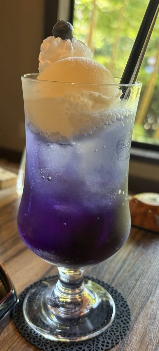 massa416's tweet photo. おはようございます🙂
昨日はアポでドライブがてらちょっと遠くまで。
珍しいメニューが気になったので注文したところ、見た目も綺麗でとても美味しかったです😋
周りも山に囲まれて良い雰囲気で過ごすことができました☺️
それでは素敵な休日をお過ごしくださいませ😌
#婚活,#夜空のイメージ,#ドライブ https://t.co/Fw7yfBnubH