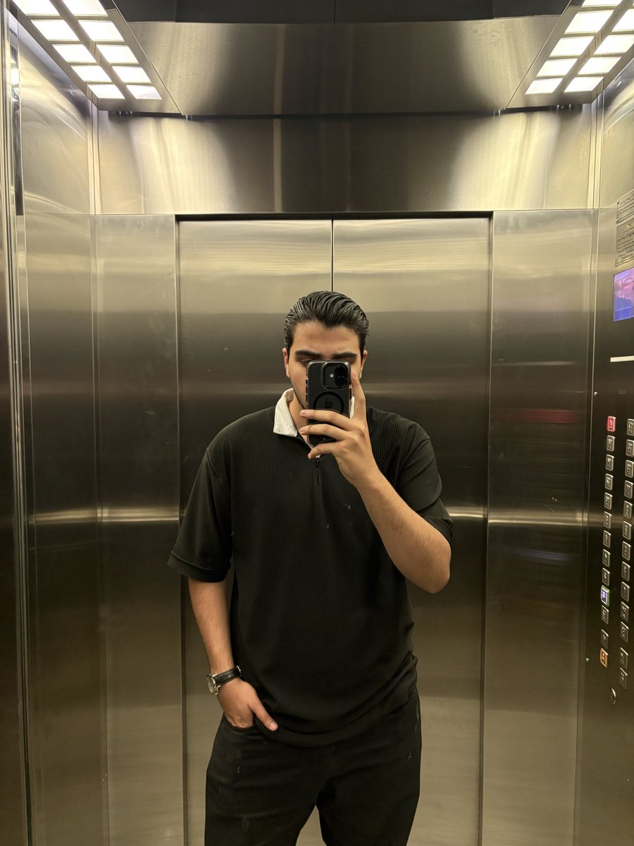 AghaMimz's tweet photo. Guess who’s back? https://t.co/CIAHYuDYKJ