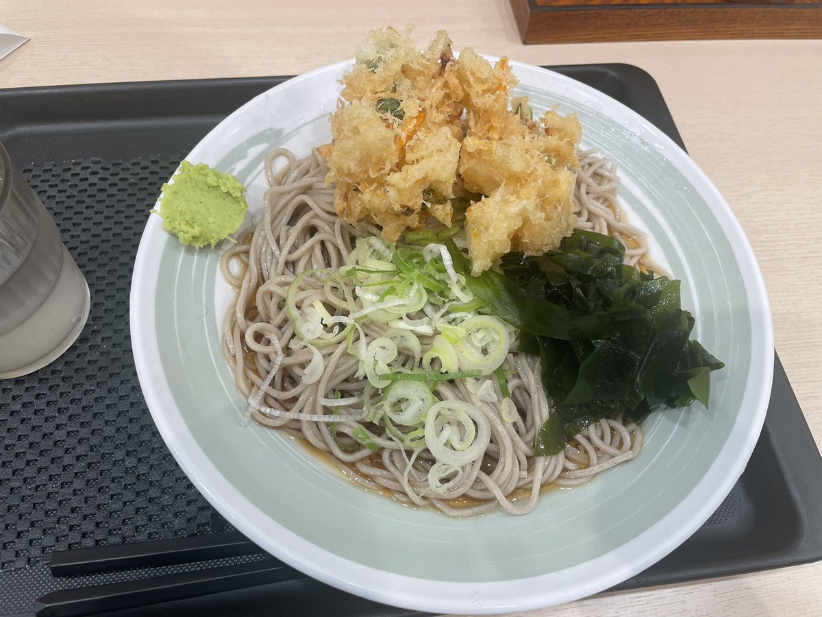 natari_com's tweet photo. #今日のナタリーめし https://t.co/cVh3euEC4r