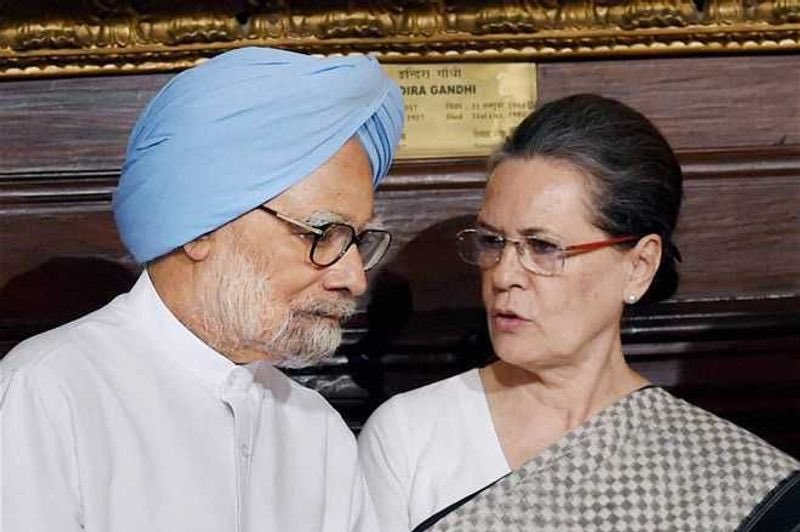 beingalhind's tweet photo. Indian Prime Minister with their masters https://t.co/iZRpejJK1S
