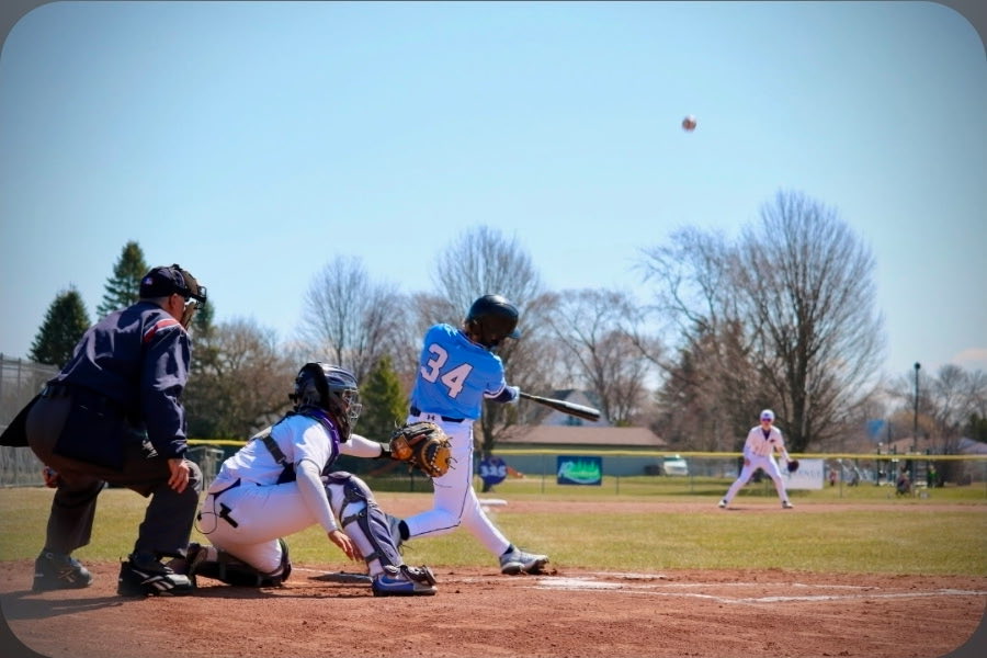 SawyerEager34's tweet photo. 2 run double vs BCC!
#Baseball https://t.co/NT1PjZIUn0