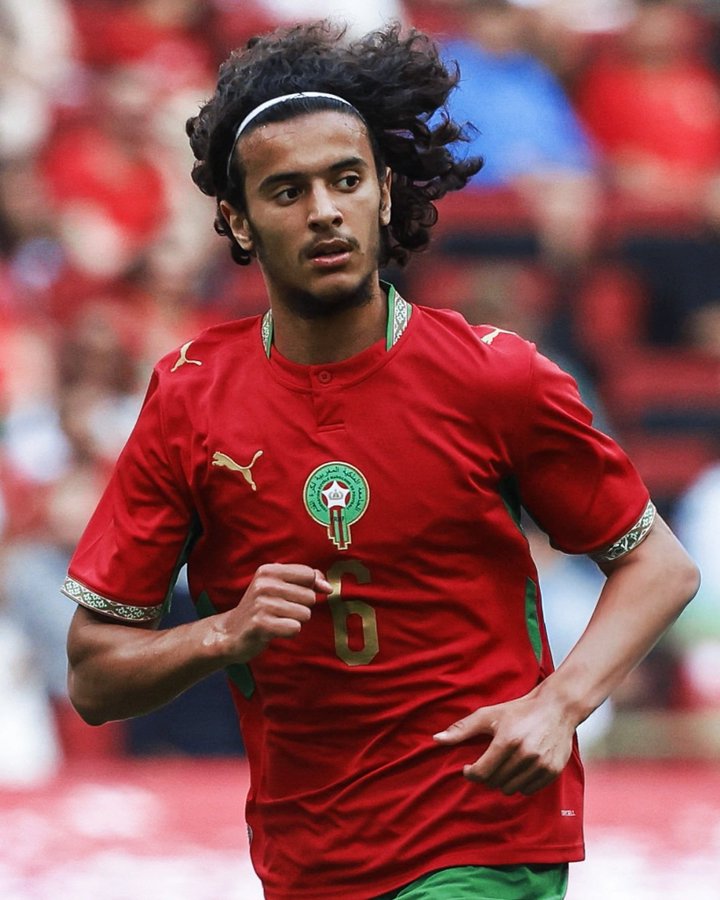 RankingLamar1's tweet photo. Turned on my TV to hatewatch Morocco, fell in love with their number 6
What a performance!🤞❤️ https://t.co/DEPWZsAAK9