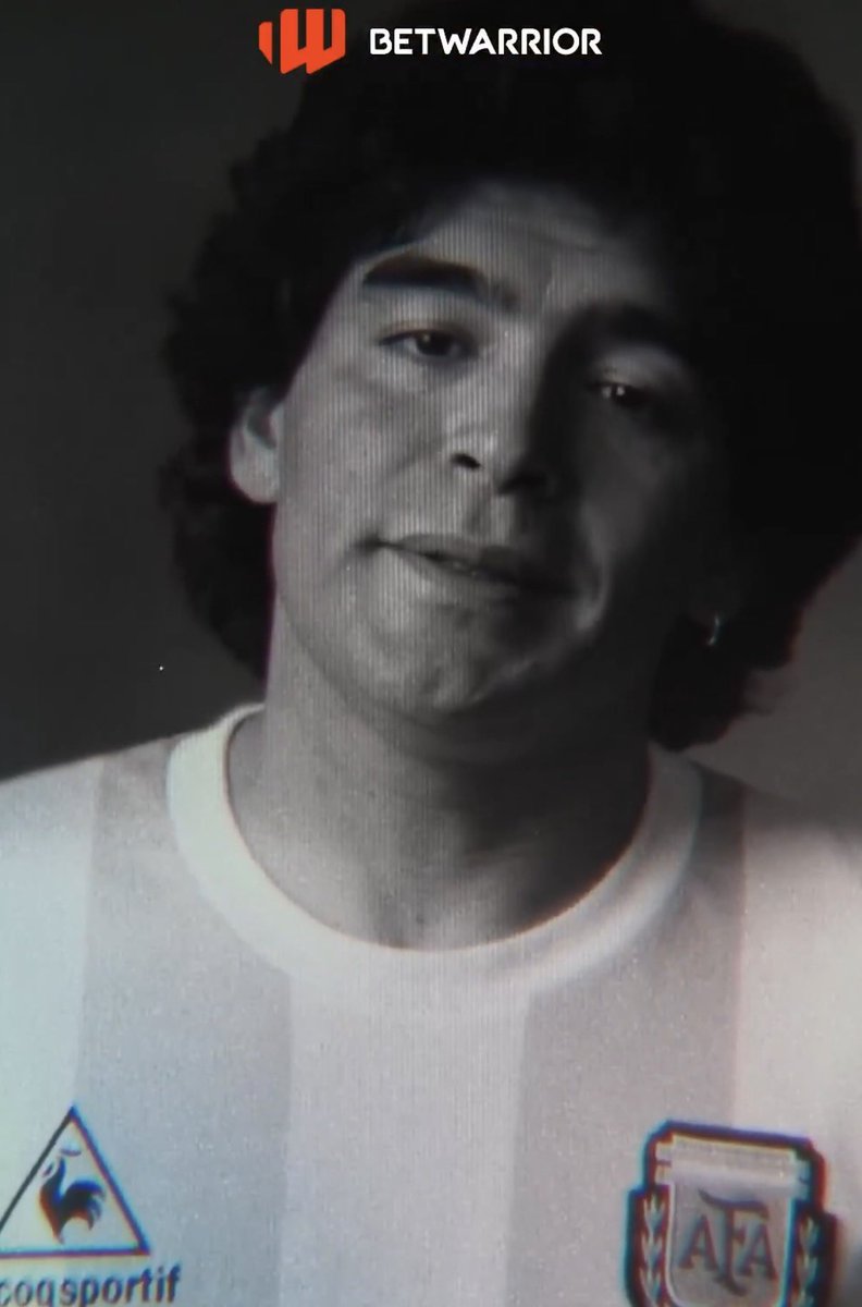 MartinDandach's tweet photo. Es una vergüenza que una casa de apuestas use la imagen de Maradona para promocionarse. Diego jamás promovería esa basura que le destruye la vida a miles de personas. Realmente los titulares le vendieron los derechos a un casino virtual, violando los valores, principios y la voluntad del mejor jugador de la historia por unos dólares miserables? Es inexplicable semejante falta de respeto.