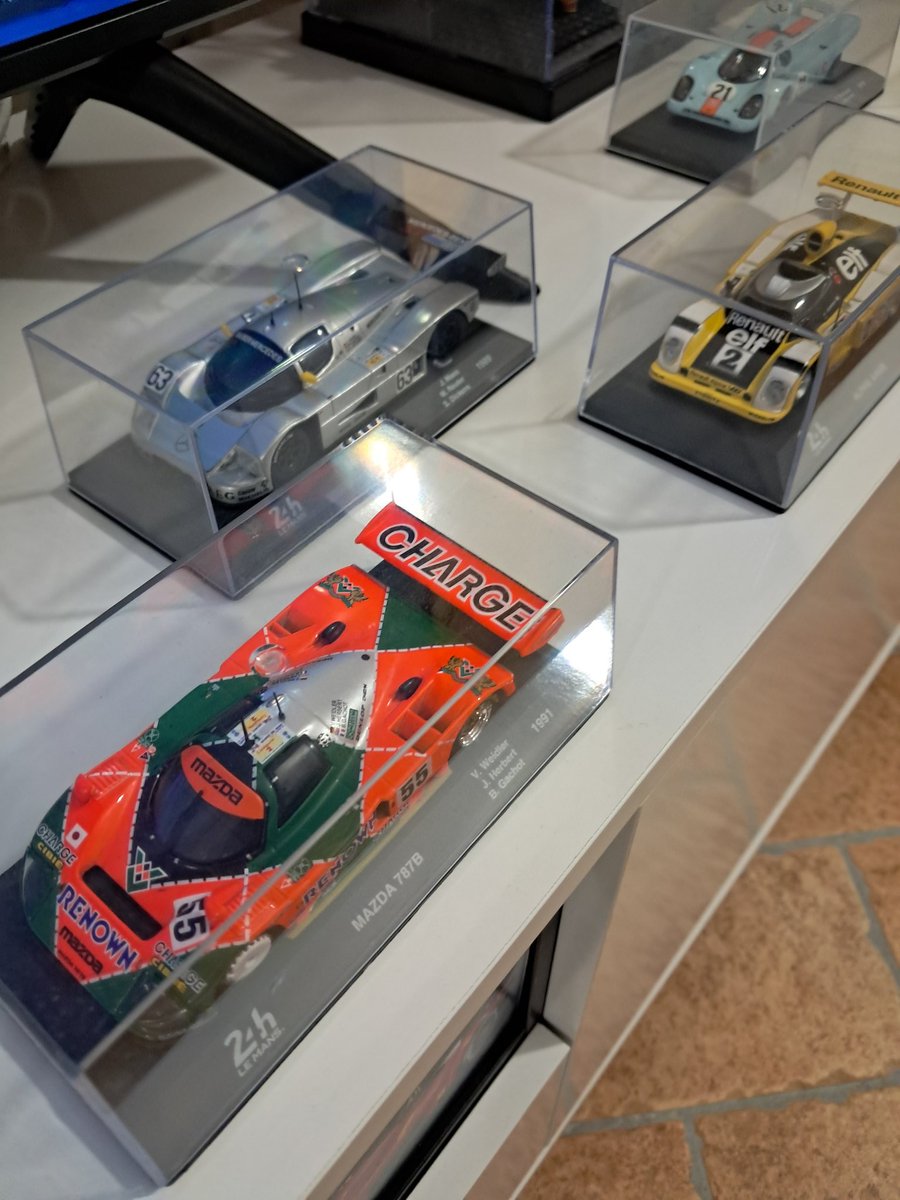nesi_leonardo's tweet photo. Queste due sono Le Mans per eccellenza #direttaeurosport https://t.co/9UtP7JWPFY