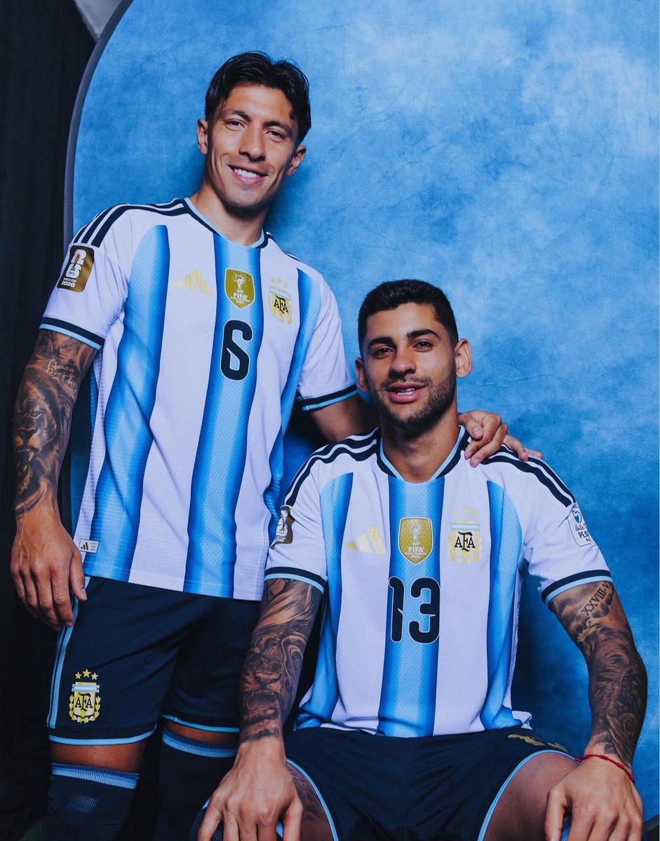 ejf249's tweet photo. me mata que licha haya subido una foto solos con cuti y otra de ellos dos con molina JSJS si tú te vas y yo me voy con quién se queda el perro https://t.co/Tlgjway6lm