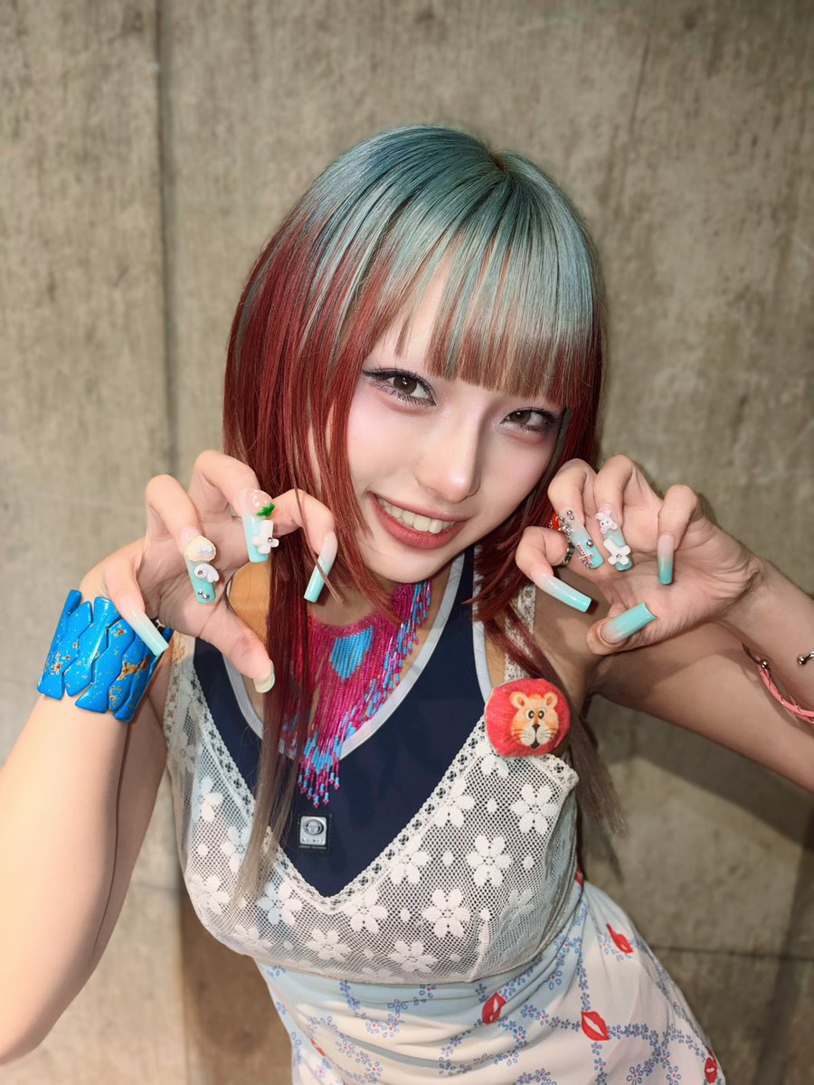 Yava_kouteca5's tweet photo. 派手髪ギャル(´∀｀∩)↑age↑🌺 https://t.co/Qsb8TGMUDH