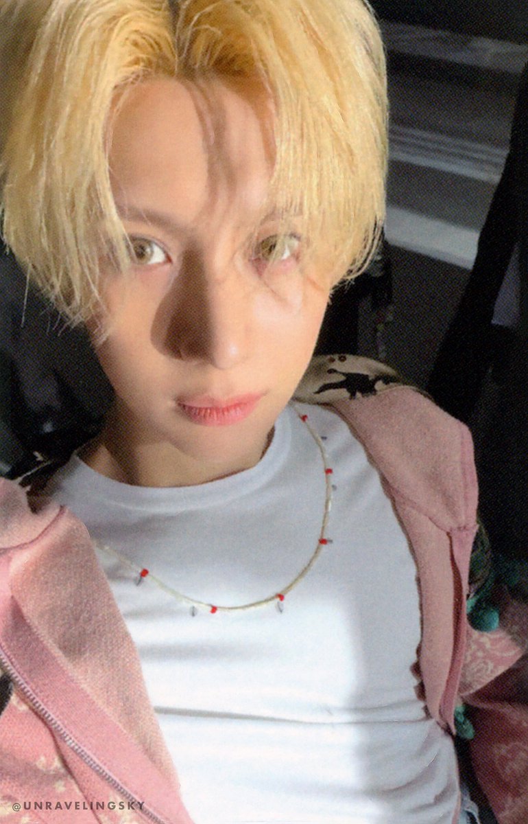 unravelingsky's tweet photo. day 2 smini LD
#ONEW #온유 #オンユ #TAEMIN #태민 #テミン #SHINee #샤이니 #シャイニー https://t.co/hAyW31Fzqq