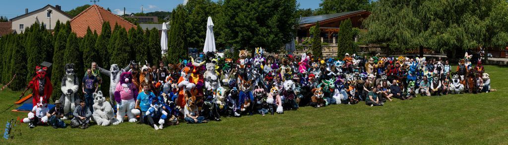 furvaria's tweet photo. 📸 Furvaria 2026 group picture! 🐾

Wow! What an amazing sight!
So much fluff and gamer energy at this year's Furvaria!

Thank you to each and every one of you for your visit! You are the awesome people who make the con to what it is! https://t.co/hozD3vv4bN