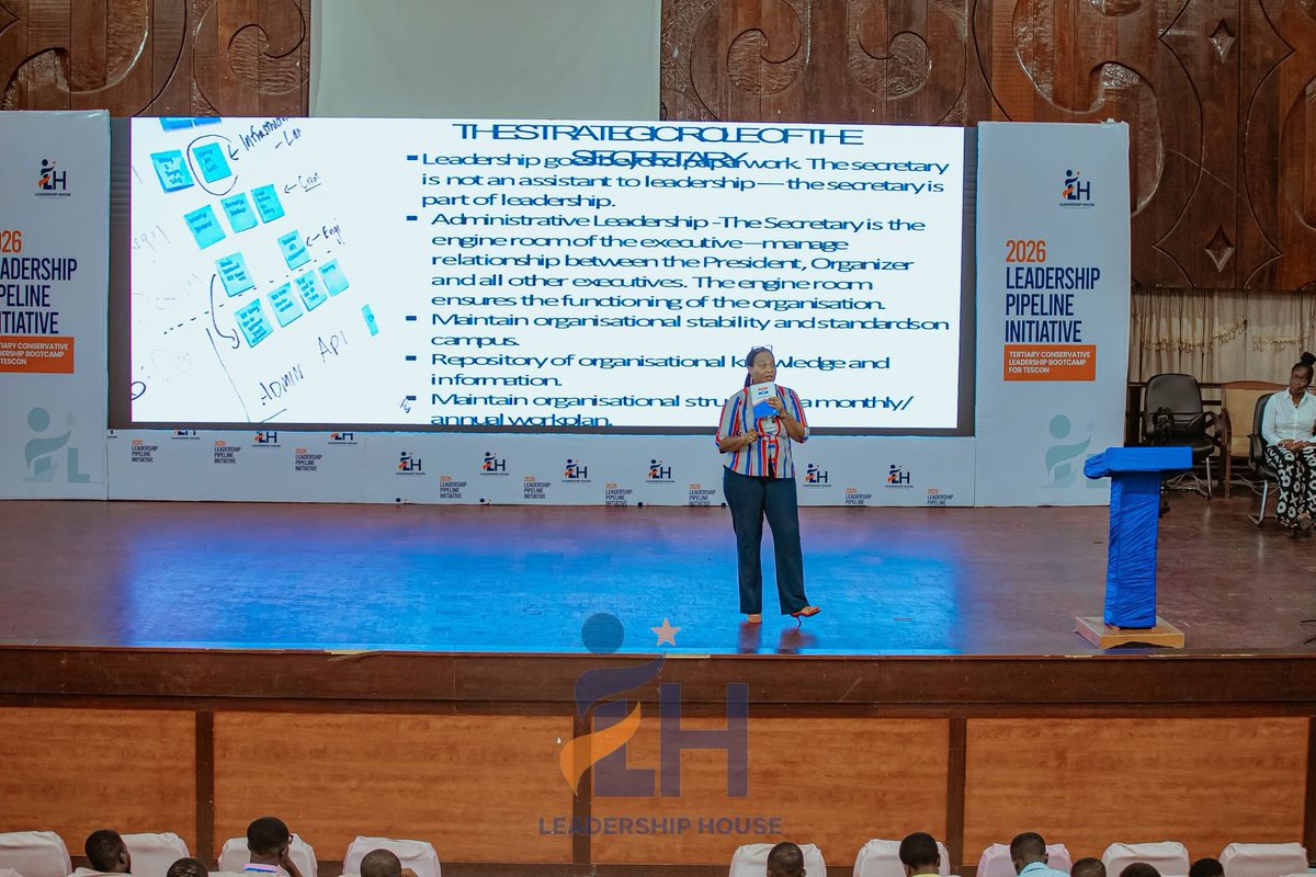 LHGhana's tweet photo. Day 3 | THE ROLE OF THE SECRETARY.

Dr. Tsiboe-Darko led an insightful session for Secretaries, focusing on the importance of administration, documentation, and effective communication in building strong and efficient political organizations.

#LHTrainings https://t.co/xK7mHOLiiz