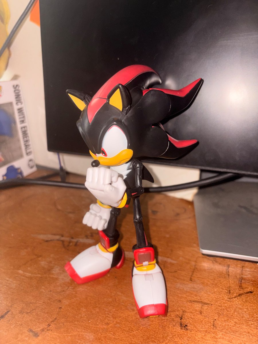 KyleX64Youtube's tweet photo. My Shadow Super Poser + Poses 
I got him for 41 bucks lol (I’m getting Sonic Soon) #sonic #jazwares #sonicthehedgehog #shadow #shadowthehedgehog #sonicsuperposer #superposer #figure #actionfigure #figures https://t.co/dVlAFZ4jg8
