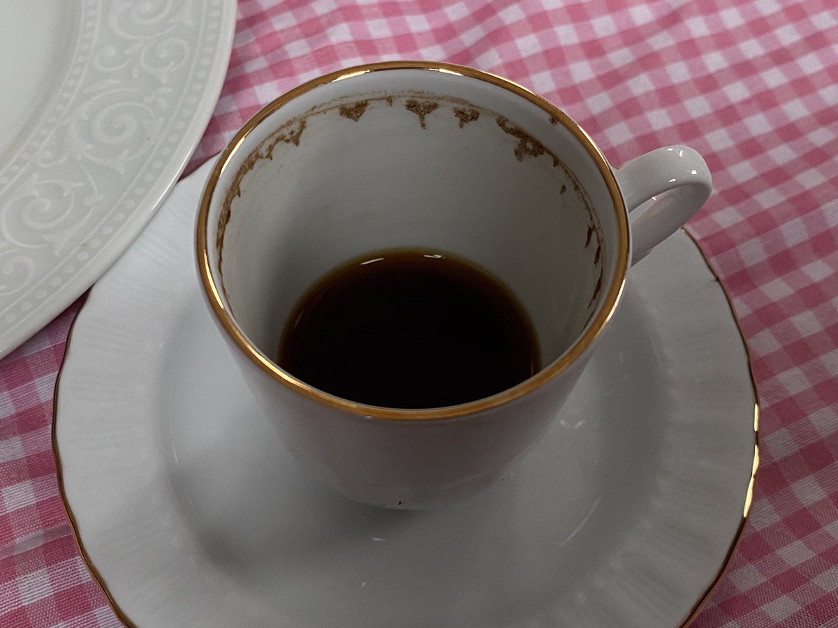 Hacercloud's tweet photo. Fincanıma doluşan kalplerr https://t.co/Vp3zZccMrQ