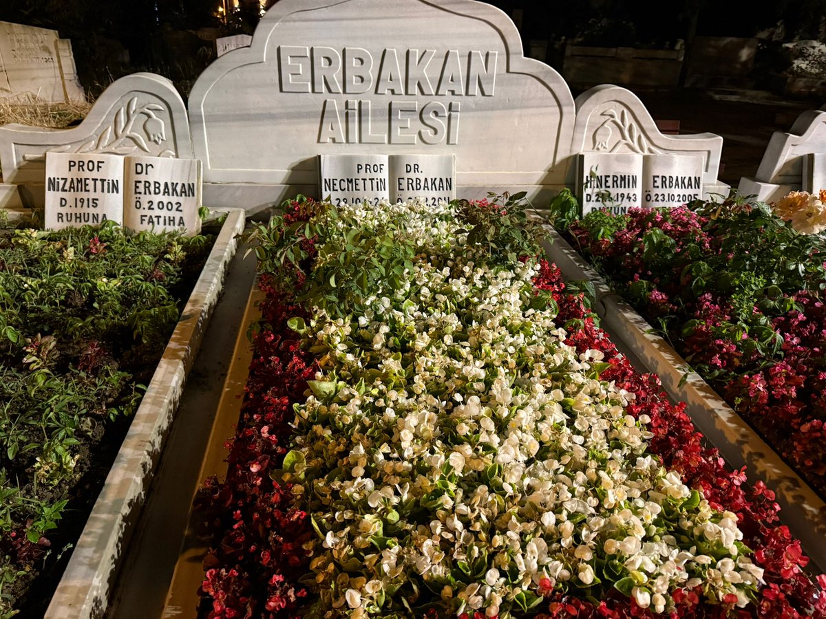 furemmx10's tweet photo. Anadolu Gençlik Derneği olarak her yıl düzenli olarak rabbimizin nasip etmesiyle düzenlediğimiz fetih şölenini bu yıl da nasip eden Cenab-ı Allah'a hamd ederiz. 

Bir kez daha inandık ve gördük ki Anadolu Gençlik Derneği bu milletin ruh köküdür, maneviyatın dev çınarıdır. 
#AdımAdımZafere
#İstanbulunFethi