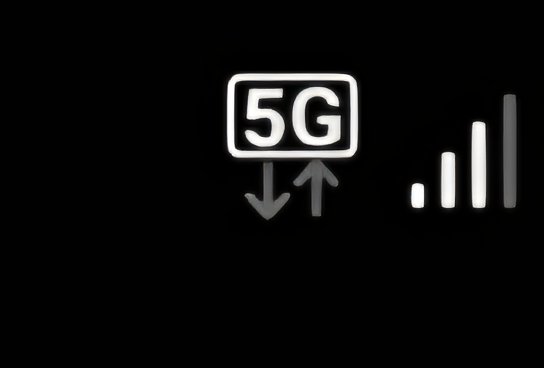 shaan_2521's tweet photo. @Airtel_Presence @airtelindia 
Now explain ,The 1st one is showing 5G but sucking all my data pack and another one run 5G unlimited. But the first one is running everytime. 
 
You guys are running NDLS 5G just to compete with jio but sucks on service and reliability . https://t.co/trQBtobeRH