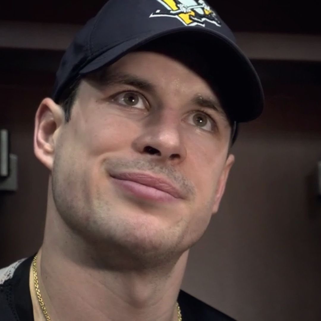 brutaliasbats's tweet photo. how do i get sidney crosby in the pitt https://t.co/GvQzba9PBp