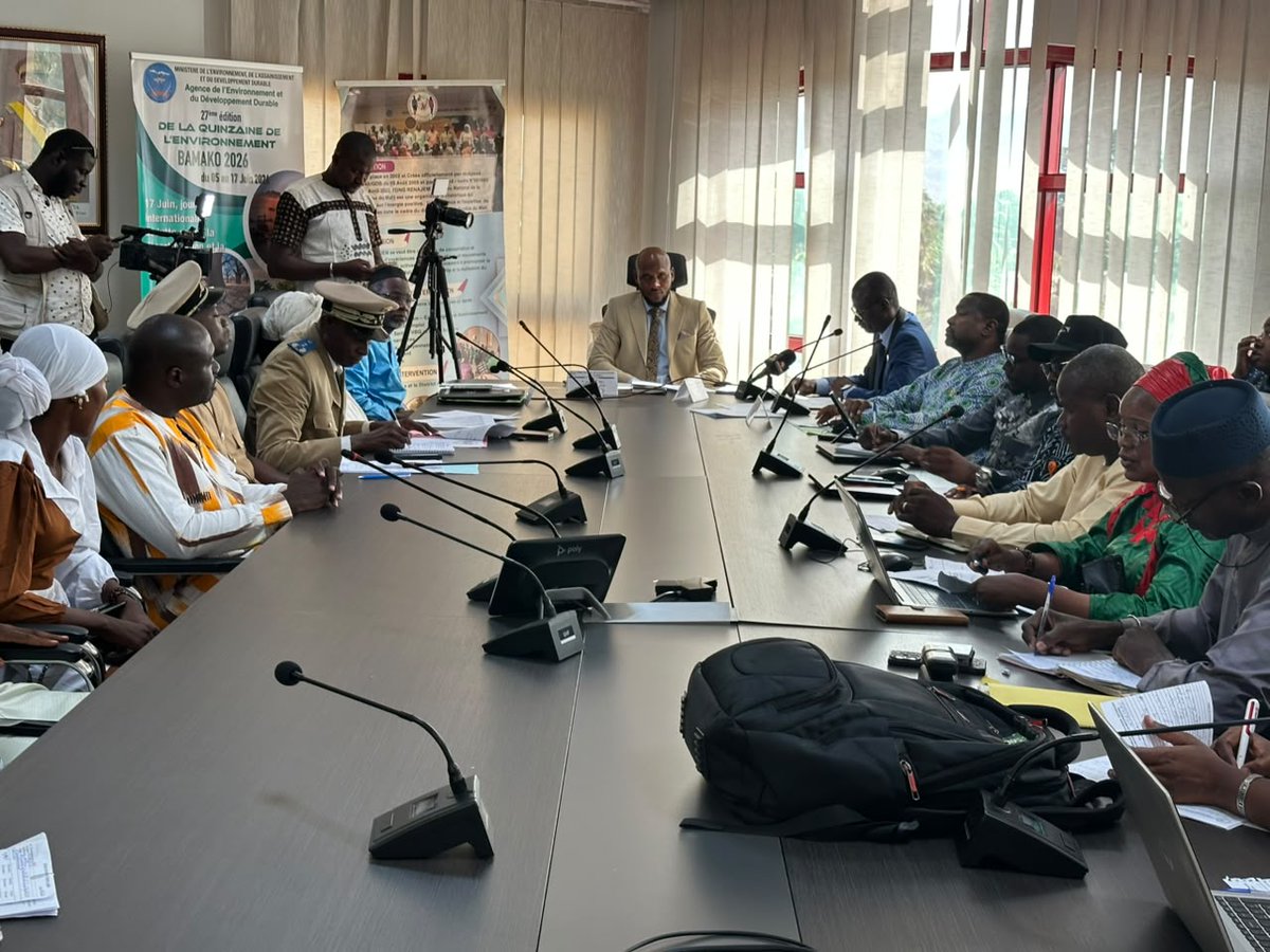 G_aliou's tweet photo. Quinzaine de l'environnement : Le @renajem consolide le Projet REVERDIR BAMAKO ET KATI avec le Ministère de l'environnement @AbdoulayeDiop8 @MichelSidibe @GoitaAssimi @cntofficielle @PnudM @UnescoBamako @unfpachief https://t.co/UQaD8tnx4x