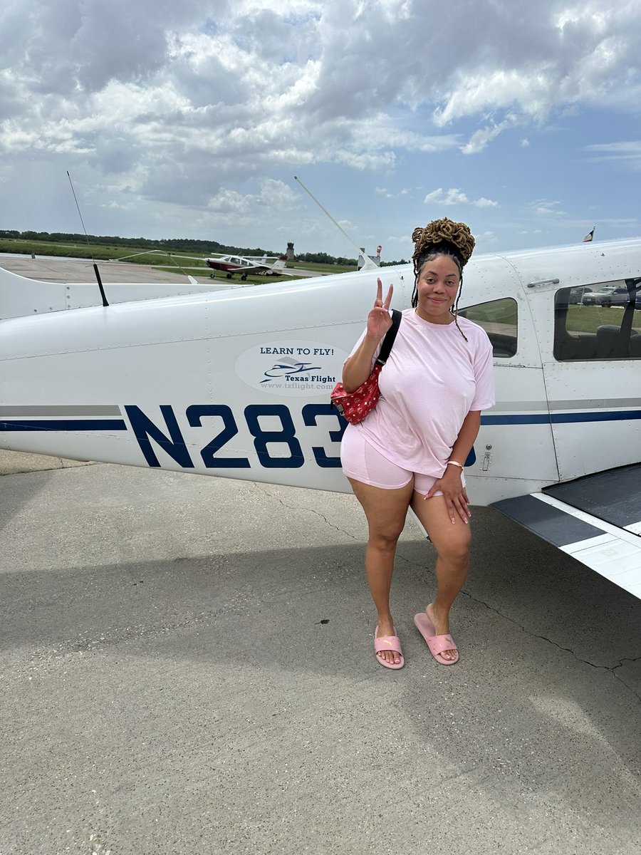 thekaisymone's tweet photo. Baby’s first flight! ✈️💗 https://t.co/ro27fa66bx
