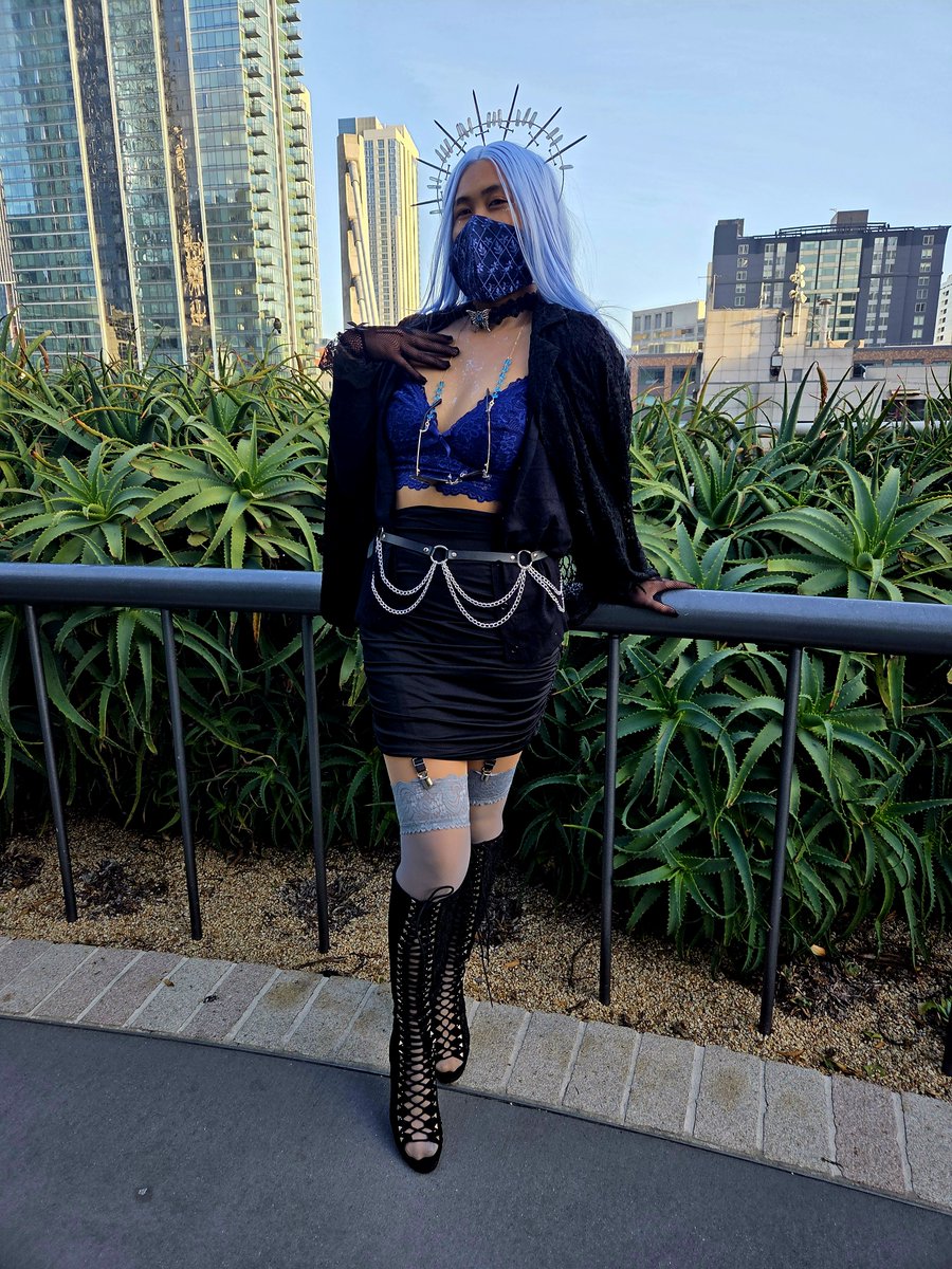 xice_fire's tweet photo. “Call me king. And I might, yeah, I might show you a little mercy”
Cosplay info:
Cosplay: Mafia Amalee - leeandlie vtuber
📸: yummin3ko
👗: my closet
👁️: uniqso
Wig: epiccosplaywigs
#monARTch #amalee #amaleecosplay #vtubercosplay #monarchcosplay https://t.co/7qF4fxqCz0