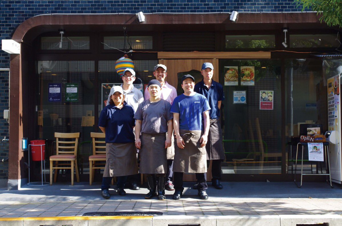 miyachihi's tweet photo. 【15周年｜4日間限定イベント】

ソラノイロは、おかげさまで15周年を迎えます。
ここまで来られたのは、関わってくださるすべての皆さまのおかげです。ありがとうございます。

今年は本気で“予約する（並ぶ）価値のある4日間”を用意しました。

――――――――――
■6/22
DUCK RAMEN EIJI × マルエーラーメン 古川店主
『鴨らーめん✖️都度手切り麺』

■6/23
麺屋ようすけ 田邉店主
『ようすけの塩らーめんと初公開冷しらーめん』
冷しは限定50食の予定

■6/24
せたが屋雲 復刻 前島店主
『ベジソバの原点　ソースラーメン』

■6/25
博多一風堂 創業者 河原店主（師匠）
『15の夏』
――――――――――

各日150食限定。なくなり次第完売終了。

この4日間しか食べられない、特別な一杯。
正直、並びます。
でも、それだけの価値は作ります。

当日は
【予約制（予約料あり）＋フリー来店】でのご案内です。
確実に食べたい方は予約推奨。
フリーはその日の状況次第で終了となります。

詳細・予約については追ってご案内します。

“15年の節目”を、味で証明します。
ぜひ体感しに来てください。

拡散希望