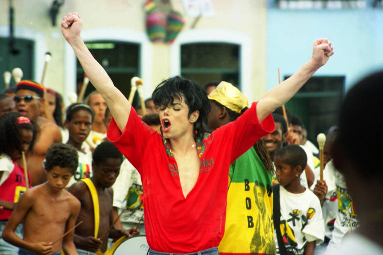 LoserIsaac's tweet photo. idgaf about futebol BUT let’s go (quando o sentimento de ter nossa bandeira / cores de volta realmente vai acontecer? 😭) 
#brazil https://t.co/7mv3SZsbmq