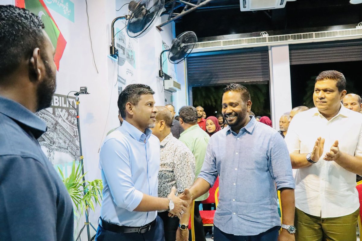 MPMohdIsmail's tweet photo. އަހު ދިވެހިރާއްޖޭގެ ނައިބުރައީސް އުސްތާޒު ހުސެން މުހަންމަދު ލަތީފް https://t.co/y38f58Ailt