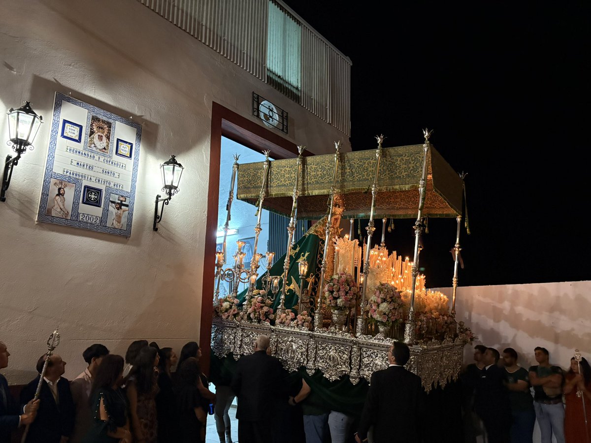 BMMArahal's tweet photo. 🕒 00:05 h

🔵 Hace su entrada 𝐌ª 𝐒𝐭𝐦𝐚, 𝐌𝐚𝐝𝐫𝐞 𝐝𝐞 𝐥𝐚 𝐈𝐠𝐥𝐞𝐬𝐢𝐚, 𝐑𝐞𝐢𝐧𝐚 𝐝𝐞 𝐥𝐚 𝐏𝐚𝐳 𝐲 𝐄𝐬𝐩𝐞𝐫𝐚𝐧𝐳𝐚 𝐍𝐮𝐞𝐬𝐭𝐫𝐚.

🎶 Suena:
𝙇𝙖 𝘾𝙖𝙧𝙞𝙙𝙖𝙙 𝙙𝙚𝙡 𝘼𝙧𝙚𝙣𝙖𝙡
𝘼𝙢𝙖𝙧𝙧𝙖𝙙𝙤 𝙖 𝙡𝙖 𝙀𝙨𝙥𝙚𝙧𝙖𝙣𝙯𝙖
𝙃𝙞𝙢𝙣𝙤 𝙉𝙖𝙘𝙞𝙤𝙣𝙖𝙡 https://t.co/ZBzRFqzQeZ