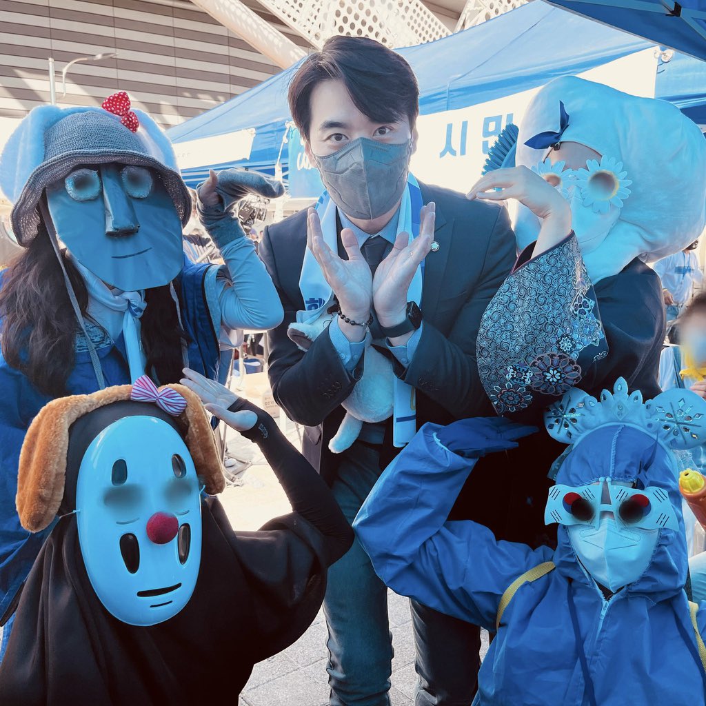 chokokreampie's tweet photo. 진심 조용히 나눔하지그랬어? ㅇㅈㄹ떨어서 한녀망신시키지말고;;; https://t.co/htgWhnbaqP
