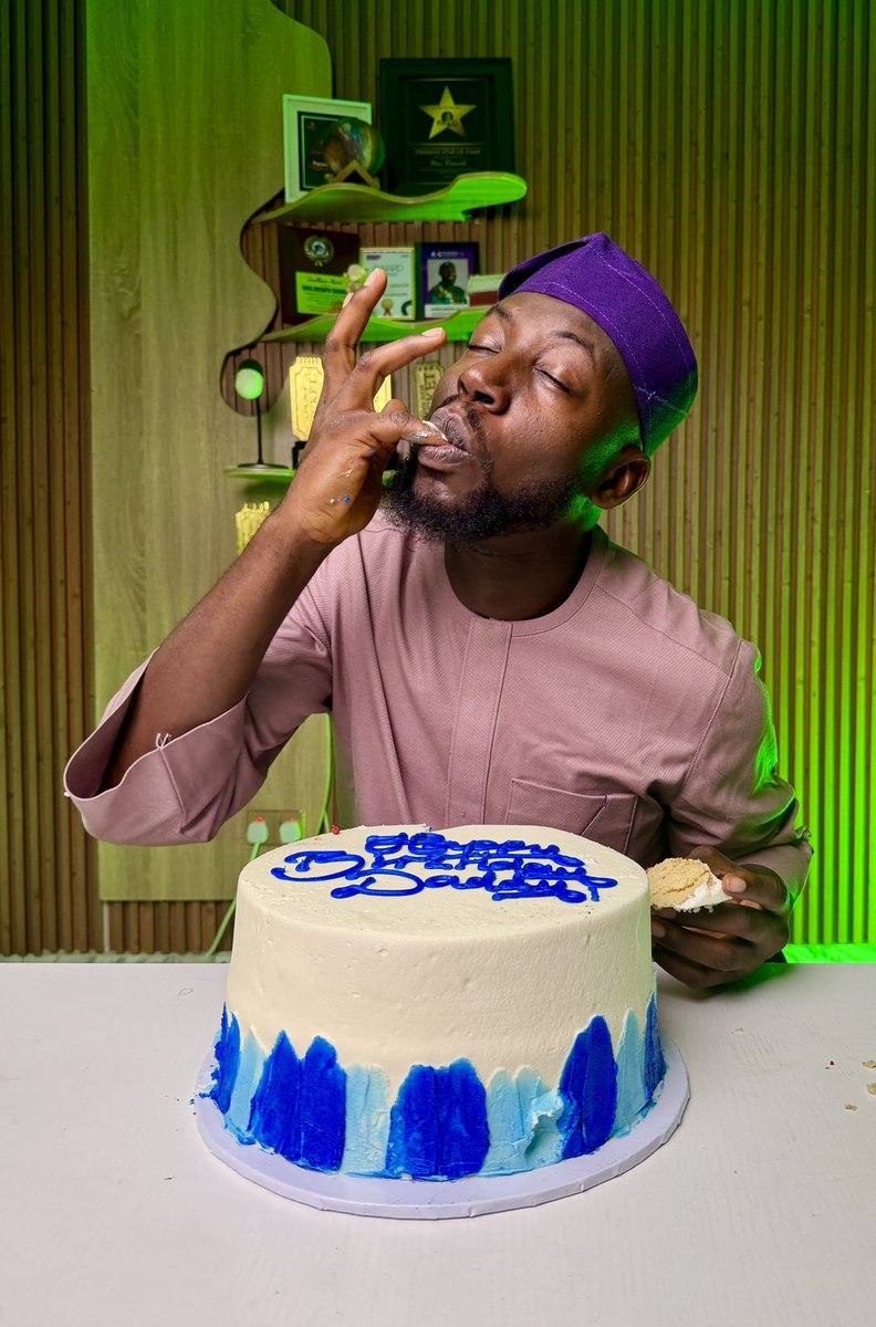 passwordtv__'s tweet photo. One of the highlights of my birthday was being surprised by my kids with a cake, gifts, &amp; celebrating with them by my side.

Special thanks to my amazing wife and children for making the day awesome, and to everyone who called, sent messages, and celebrated me. I’m grateful🙏 https://t.co/DT0Psd0VIp