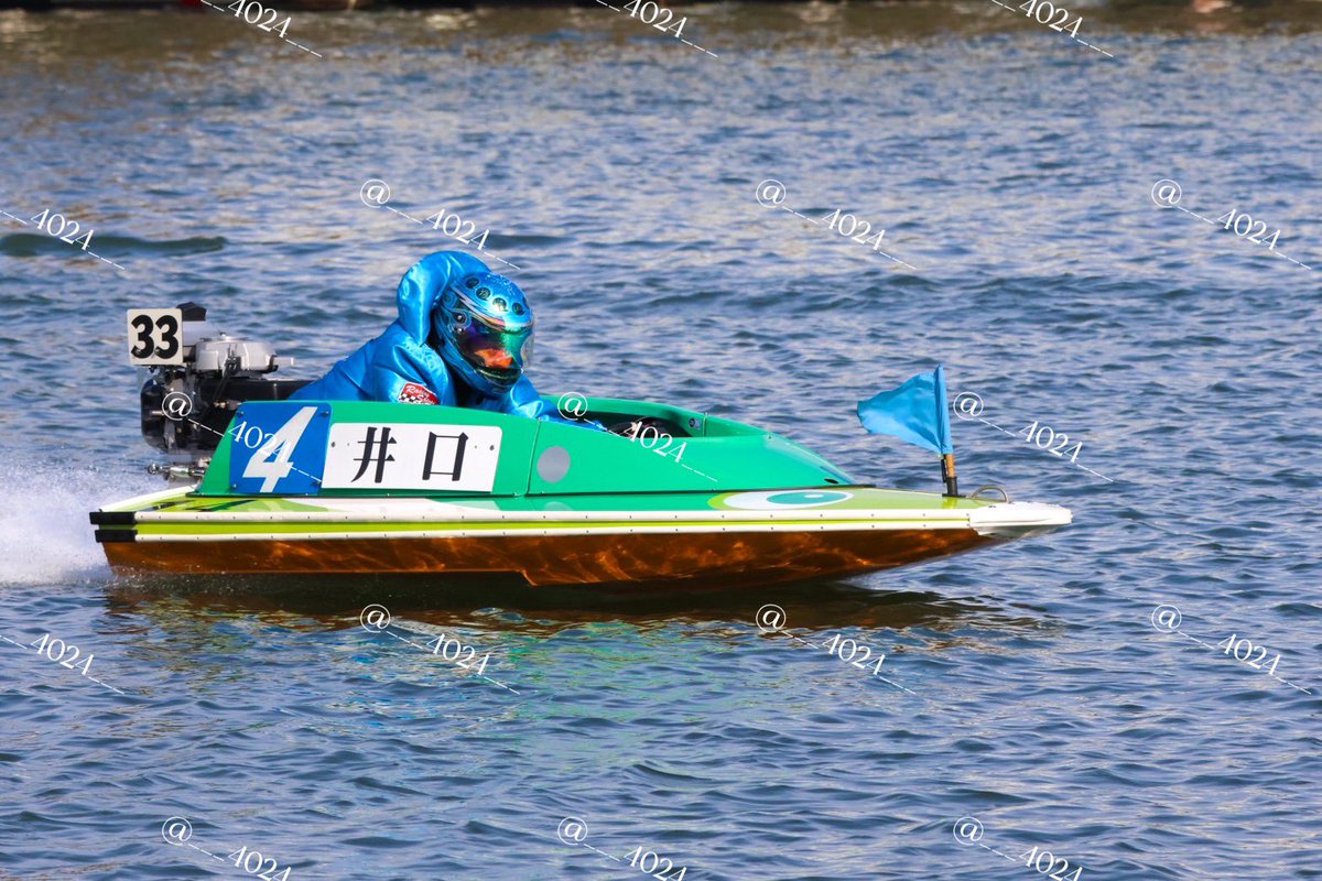 ___4024___'s tweet photo. 尼崎 GⅠ 尼崎センプルカップ🐸✨️

6日目11R  特別選抜戦 4号艇💙

三重支部 85期 4024 井口佳典 選手 https://t.co/NQv7CsPo53