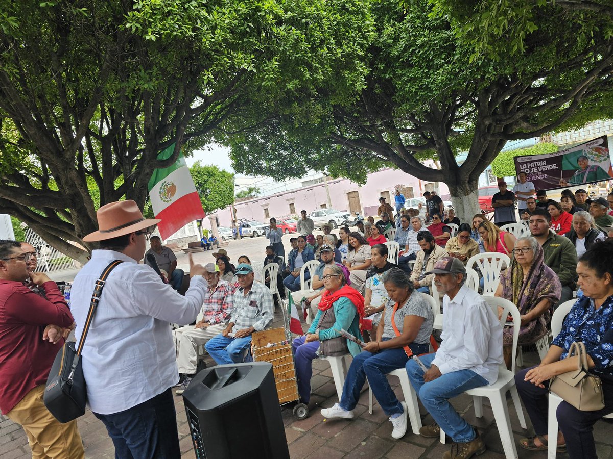 morenaSiGto's tweet photo. Xichú, Coroneo y Santiago Maravatío se sumaron a las Asambleas Informativas en Defensa de la Soberanía Nacional.

Gracias a todas y todos por participar. La patria se defiende con información y organización.

#MorenaGuanajuato #LaPatriaSeDefiende #SoberaníaNacional https://t.co/QIAEq85kLL