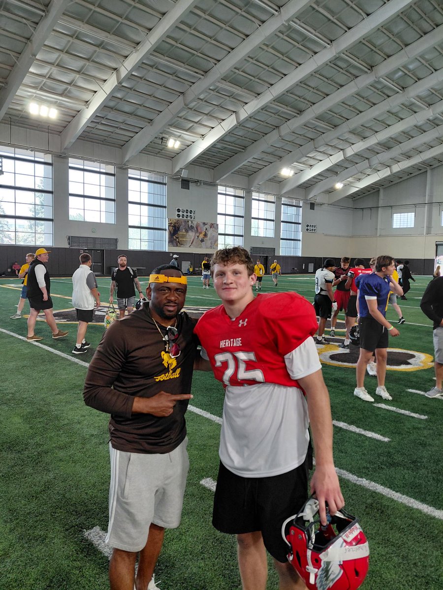 C_Rubenzer25's tweet photo. Had a great day at @wyo_football camp! Go Cowboys! @CoachTylerK @coachnolazy @PeteRebstock @Heritagefootbal https://t.co/yvrVXUTZV9