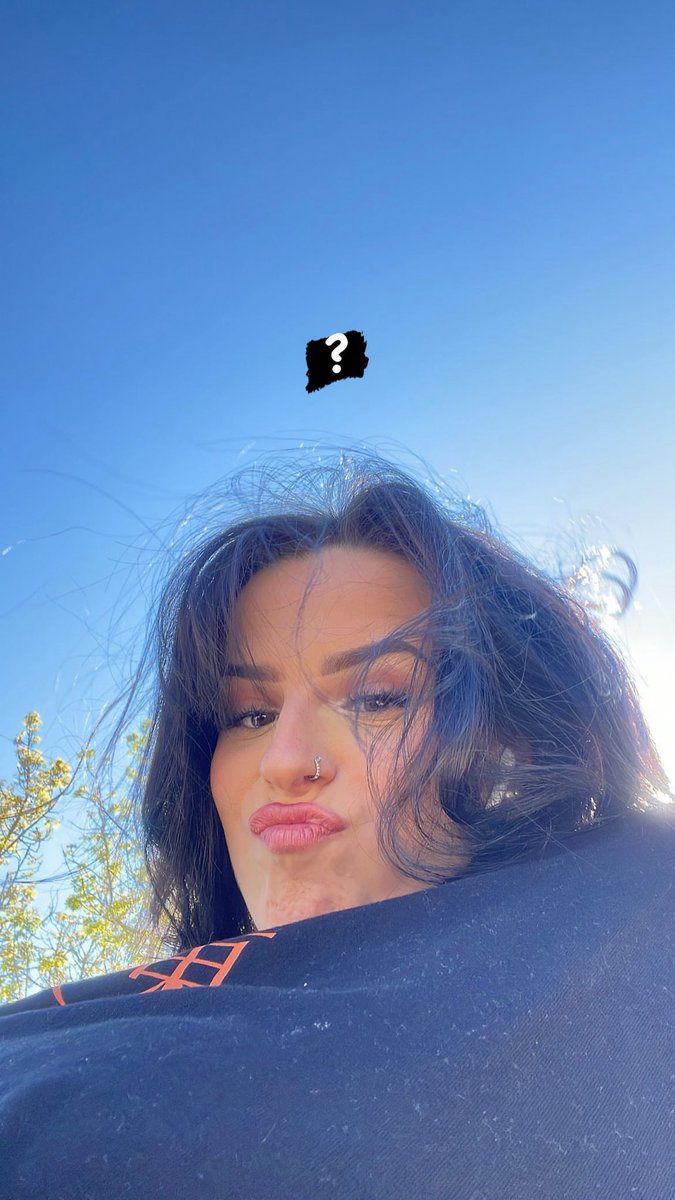 Luna🌙 tweet media