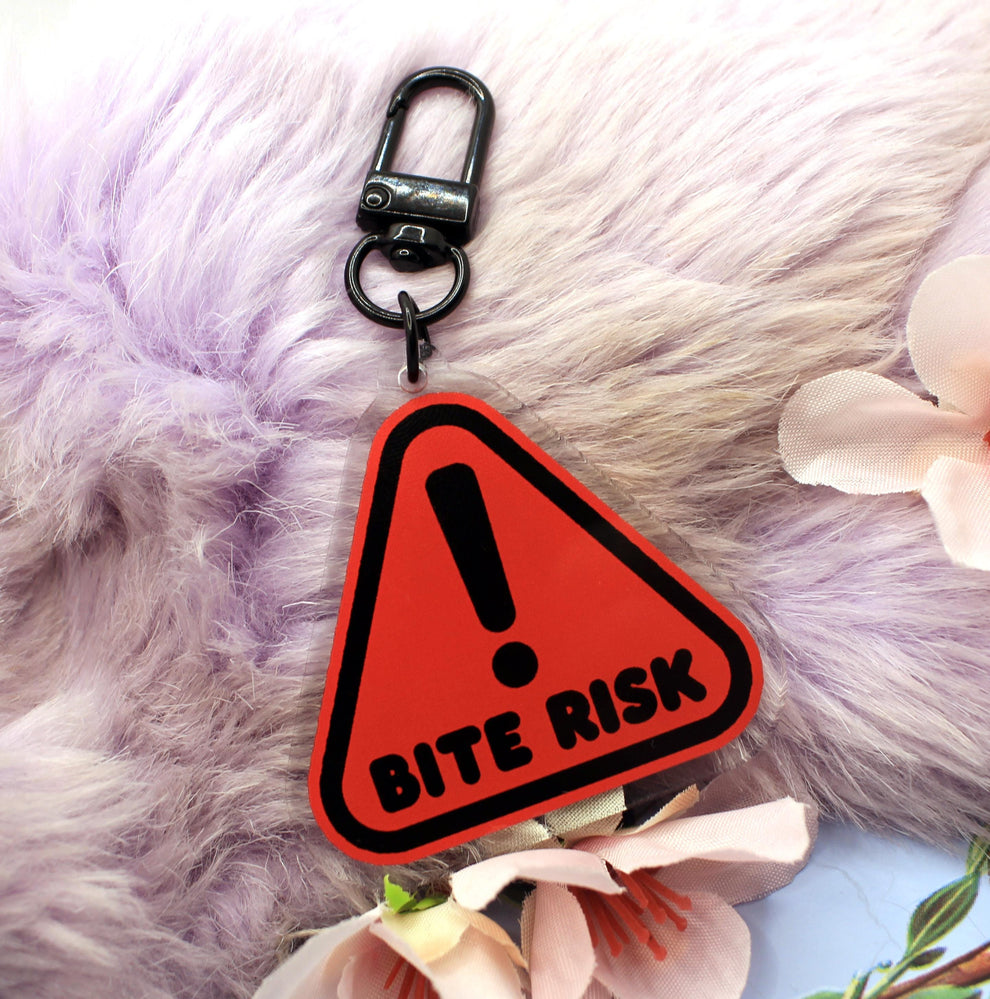 occulttrash's tweet photo. They're back in stock! And I wanna know which of your blorbos is the bite risk? And which is the yap risk? ◖⁠⚆⁠ᴥ⁠⚆⁠◗

https://t.co/wAKX7E64wA https://t.co/Xp2pbIHTkx