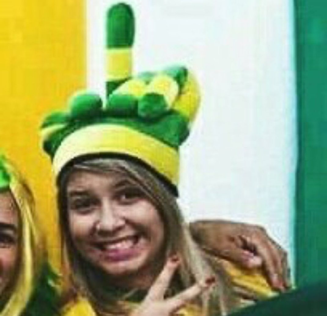 duxalub's tweet photo. RETIRO TUDO QUE EU DISSE DESSA SELEÇÃO E DESSE VINI JUNIOOOORRRRR VAI BRASILLLLLLLKKLKKLALQKAA AAAAAAAA #BRAxMAR https://t.co/9RwfTtbj8i