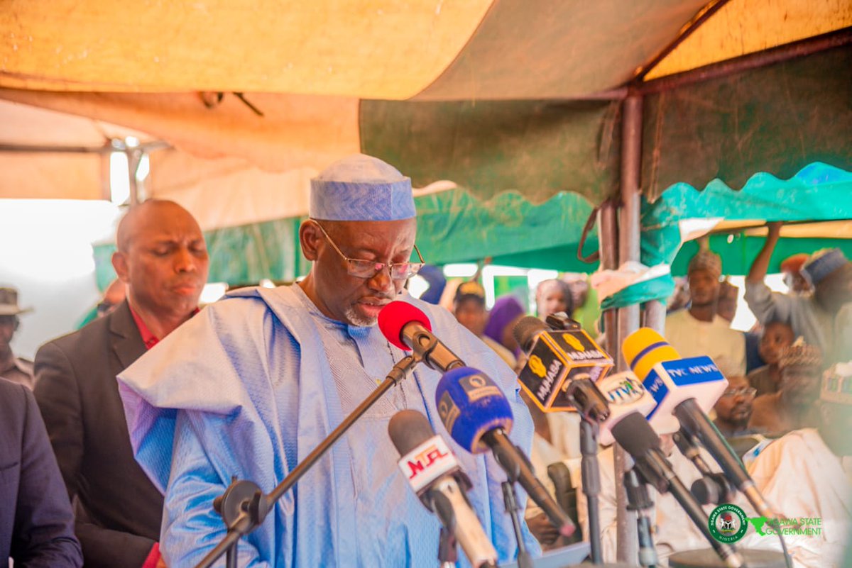 uanamadi's tweet photo. Earlier today, we flagged off the distribution of working equipment to fifteen community-based organisations that have been partnering with government to keep our waterways clear across Jigawa State.

With the rains now setting in, this work becomes even more important. Keeping rivers, canals and drainage channels free of weeds and silt is one of the practical steps we must take to reduce flooding and protect farms, homes and communities.

I am particularly pleased with the commitment shown by these organisations over the years. Their efforts in canal clearance and environmental sanitation have made a real difference in many parts of the state. The equipment distributed today will help them do even more in the communities they serve.

We are also expanding our own capacity. Through the acquisition of additional amphibious excavators, waterway clearance operations have been strengthened across the state. So far, more than 180 kilometres of waterways have been cleared, helping to improve water flow and reduce flood risks in vulnerable areas.

Flood control is not a one-off exercise. It requires consistent work before, during and after the rainy season. That is why we are taking action now and working closely with communities that understand the challenges on the ground.

I thank everyone involved in this effort and urge residents to play their part by keeping drainage channels free from refuse and supporting environmental sanitation activities in their localities.

#JigawaState #GreaterJigawa #PeopleFirst #EnvironmentalProtection #RenewedHope