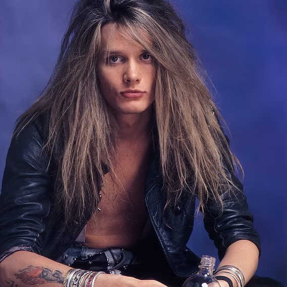 mjanjoinocente's tweet photo. Sebastian Bach

chamou Michael de anjo, sentia uma empatia profunda por michael e por sua família, era um grande fã dele e chegou a fazer piadas sobre se parecer com debbie rowe (melhor elogio que debbie rowe já recebeu provavelmente) https://t.co/mAiwKa2mm5