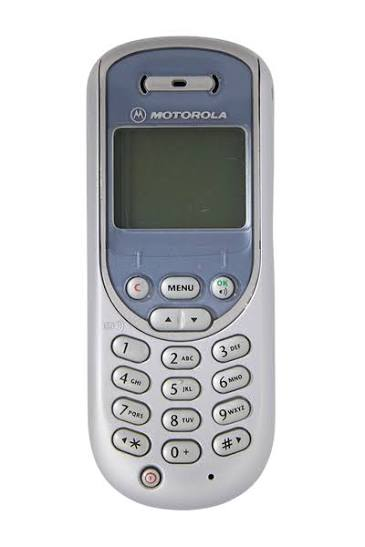 anatolt's tweet photo. @twipsychologist Motorola T192

там была единственная игра (то ли змейка то ли пинг понг) и родители выторговали у меня вырывание зуба за поиграть в неё... https://t.co/C8uqrVOdvR
