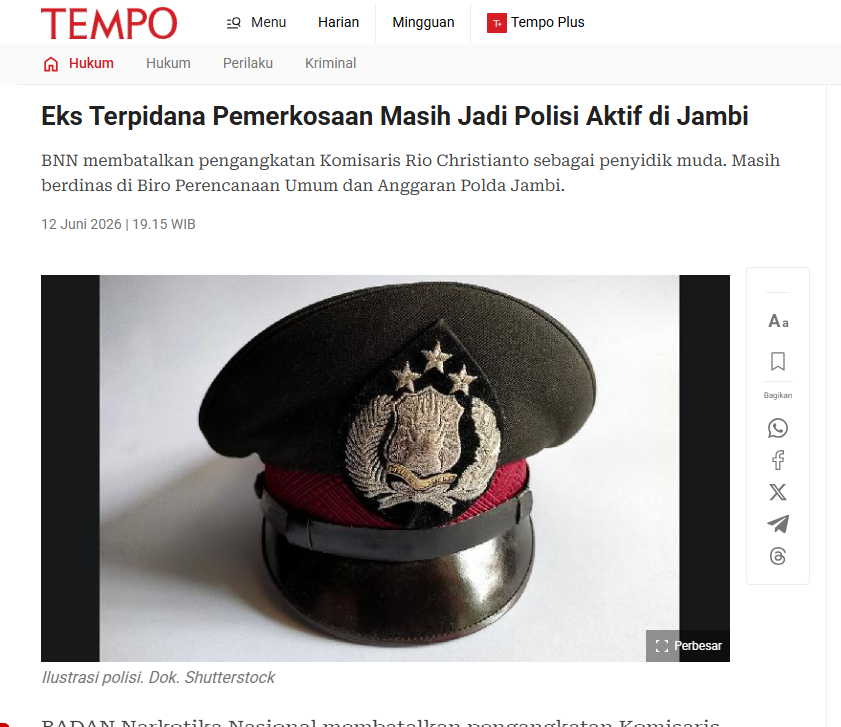dimarsasongko98's tweet photo. 2007: Komisaris Rio Christianto, polisi aktif bertugas di Banjarmasin, terbukti melakukan pemerkosaan. 

Mahkamah Agung vonis 4 tahun penjara : Putusan No. 1393 K/Pid/2008. PK ditolak. 

Eksekusi baru dijalankan 2022, setelah bertahun-tahun jadi buron.

Sanksi kode etik Polri? Sidang KKEP 2015. 

Hasilnya: demosi 1 tahun. 
Tidak dipecat. 
Setelah itu aktif kembali berdinas.

3 Juni 2026 , Rio masuk daftar promosi 25 perwira via surat telegram resmi BNN, diangkat jadi penyidik muda BNN Sulawesi Utara. 

Dibatalkan hanya setelah viral di media.

Hari ini Rio masih polisi aktif. 
Masih berdinas di Polda Jambi. 

Status bebas bersyaratnya baru berakhir 26 Juli 2026.

Polri punya aturan pemecatan untuk anggota yang divonis pidana berat. 

Tapi dalam kasus ini yang berjalan bukan pemecatan , melainkan promosi.

Kalau tidak viral, apakah promosi itu tetap berjalan?