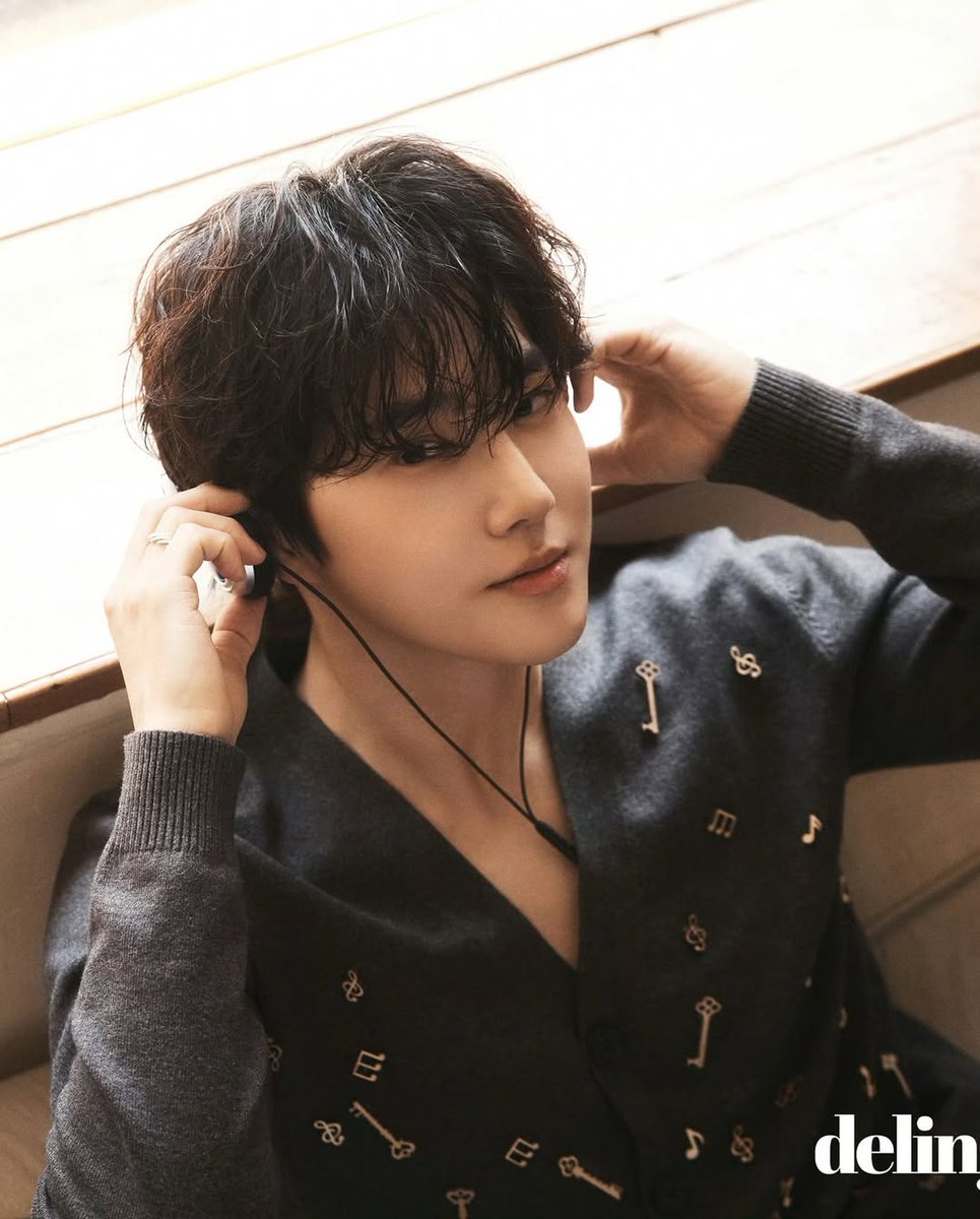 s0mte0l's tweet photo. 준면이 레전드 컨셉 복습해야됨
뼈에 새기고 싶을 정도로 좋아... https://t.co/Zavomkfn2m