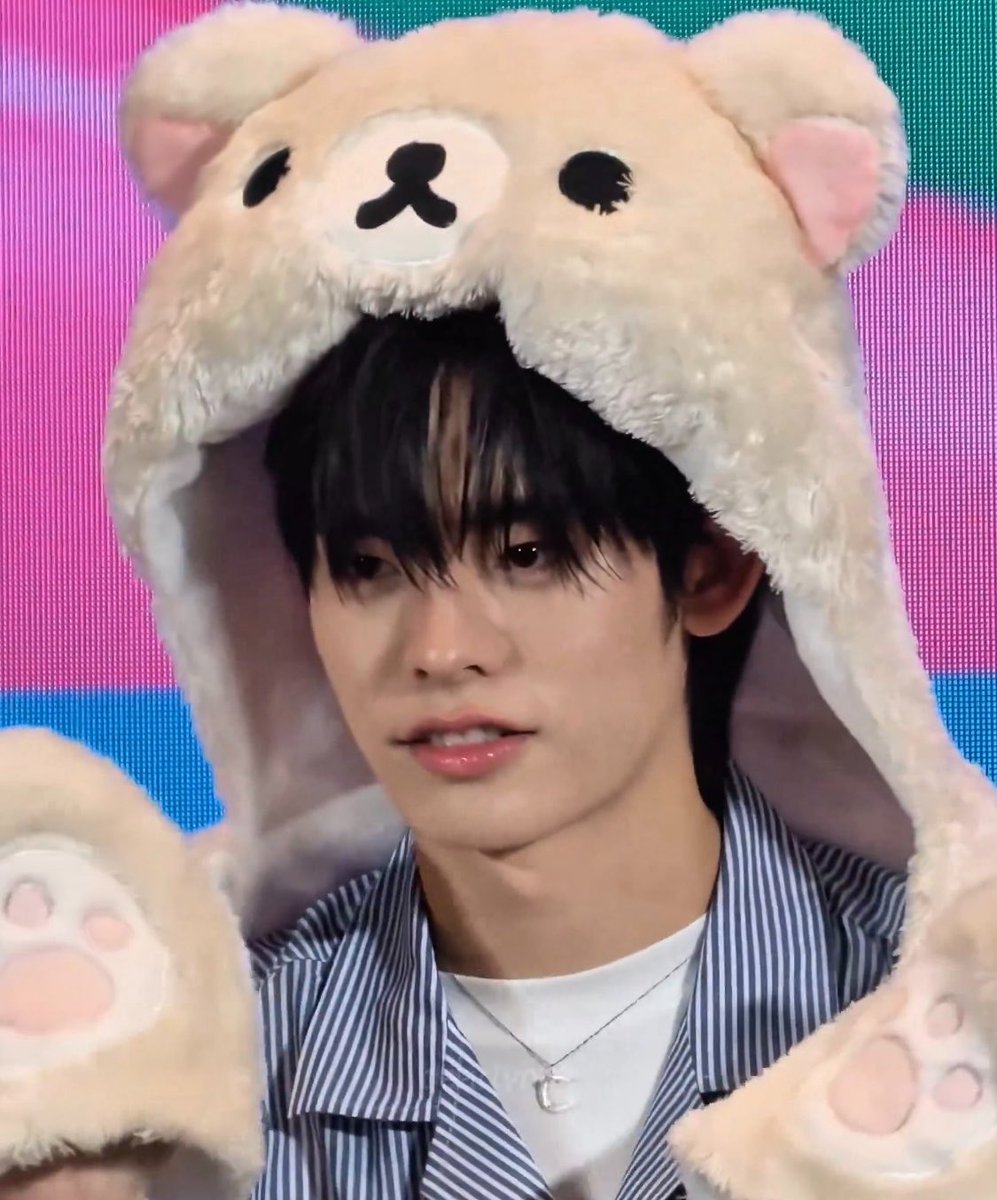 lover2tee's tweet photo. his shiny boba eyes (˃̣̣̥ᯅ˂̣̣̥) https://t.co/NAwo5OY80T